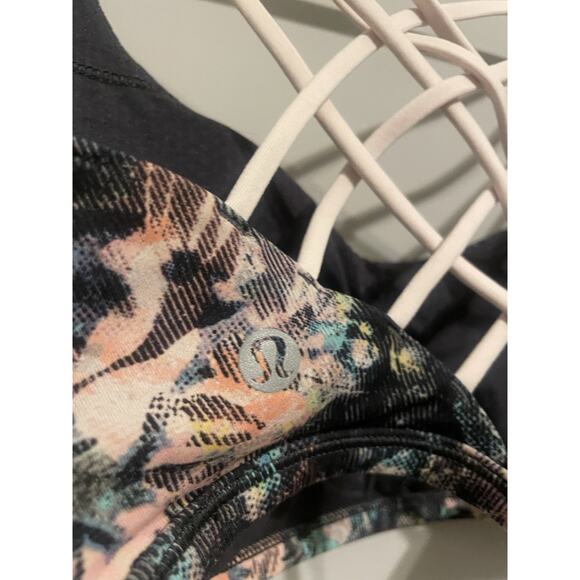 Lululemon Free To Be Bra *Wild Size 10 With Pads💙🌸 Dappled Daze Pink Glow - Picture 4 of 5